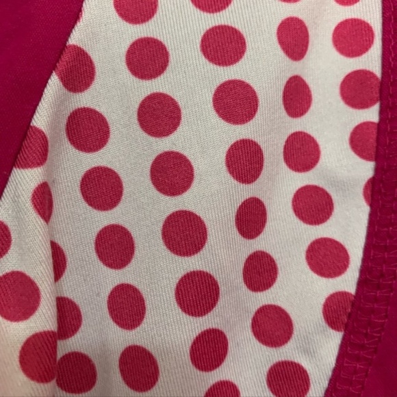 3/$30  Health Pro stretch dark pink polka dot stretch scrub top - Picture 3 of 5
